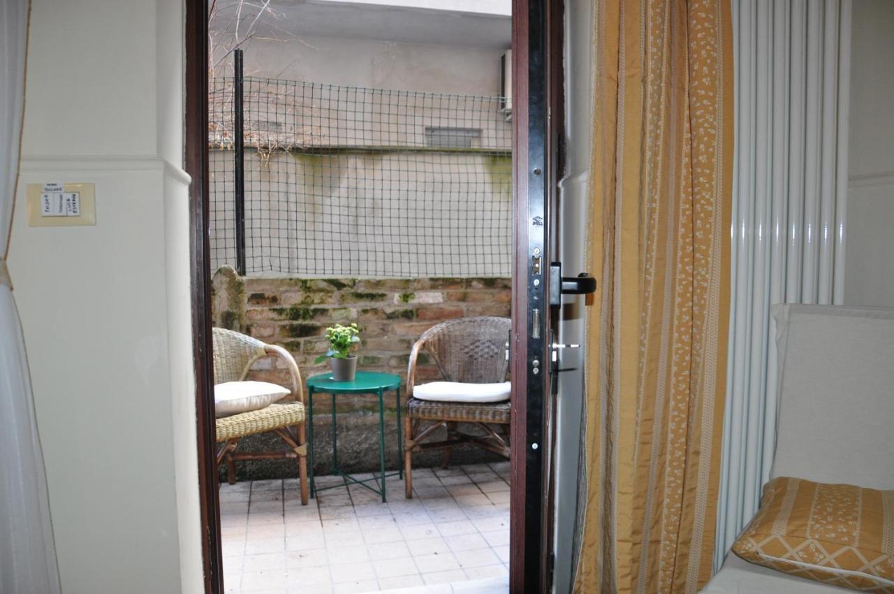 Bed And Breakfast Piazza Mercato ペスカーラ エクステリア 写真